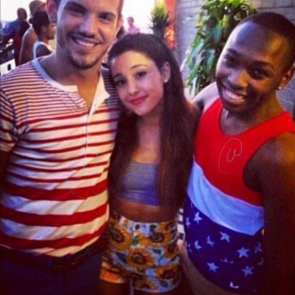 Ariana grande shorts